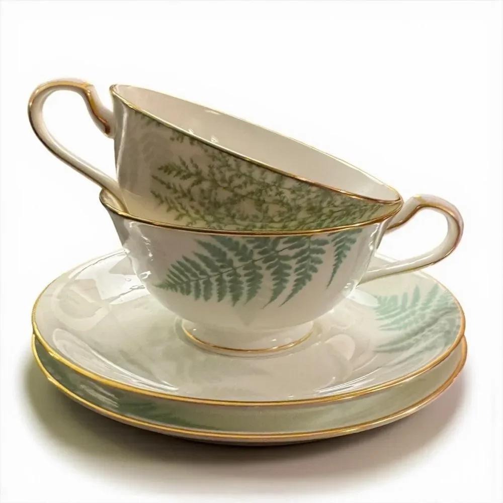Pair of Vintage Noritake Grand Vert Green Floral Fern Tea Cups and Saucers 4622